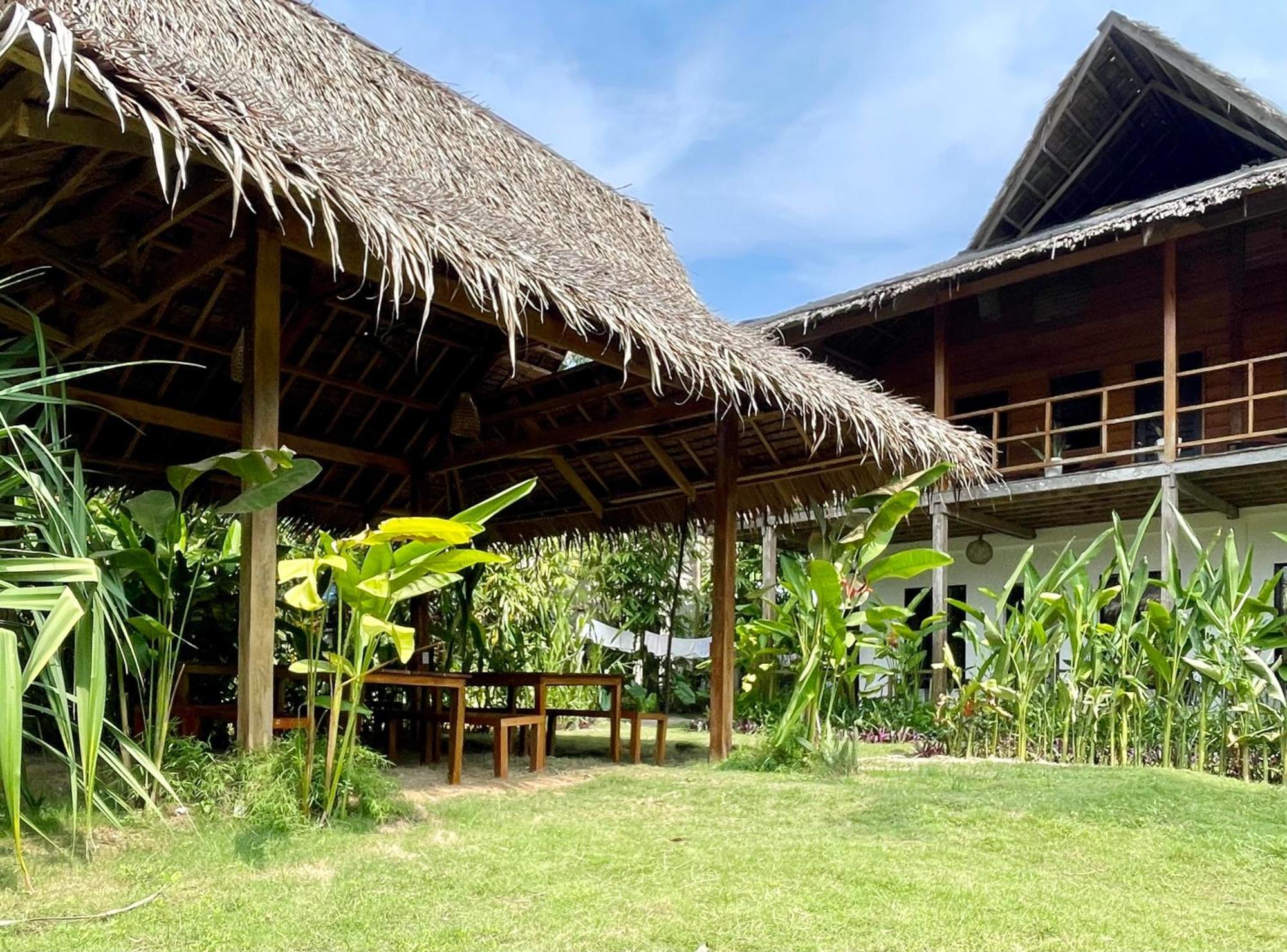 Siargao Sunflower Suites General Luna  Exterior foto